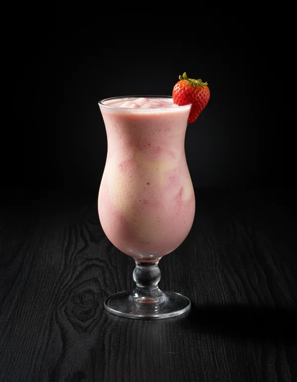 Banana Strawberry Shake Daiquiri